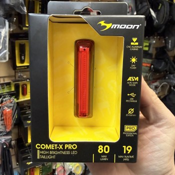 Фонарь велосипедный задний Moon Comet-X Pro 80 Люмен