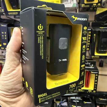 Фонарь велосипедный передний Moon Rigel 700 Люмен