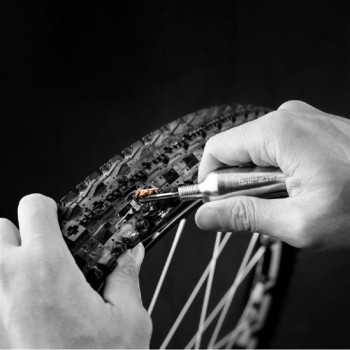 Жгуты Birzman Tire Plugs for Tubeless Repair 25шт. (BM19-TIRE-PLUG3550)