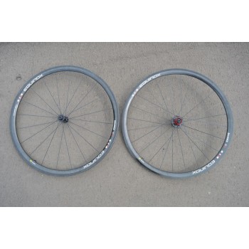 Комплект колёс Equinox Road Balance RT33 Carbon