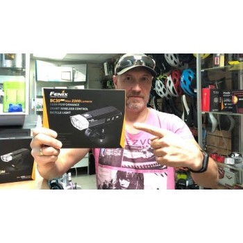 Велофара Fenix BC30V2.0 (Luminus SST-40-N5)