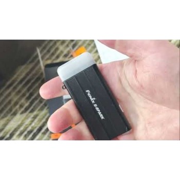 Фонарь Fenix E-Spark с функцией повербанка